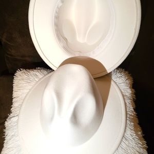 Solid All White Fedora Hat with adjustable straps inside size M/L never worn new